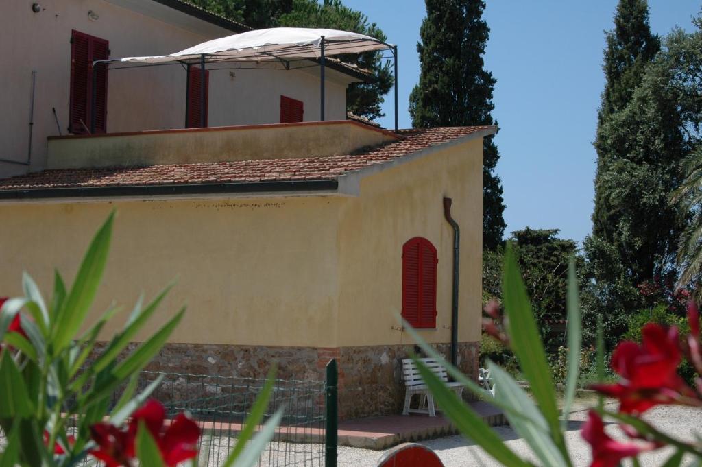 Casa Vacanze Guardamare San Vincenzo Exterior photo